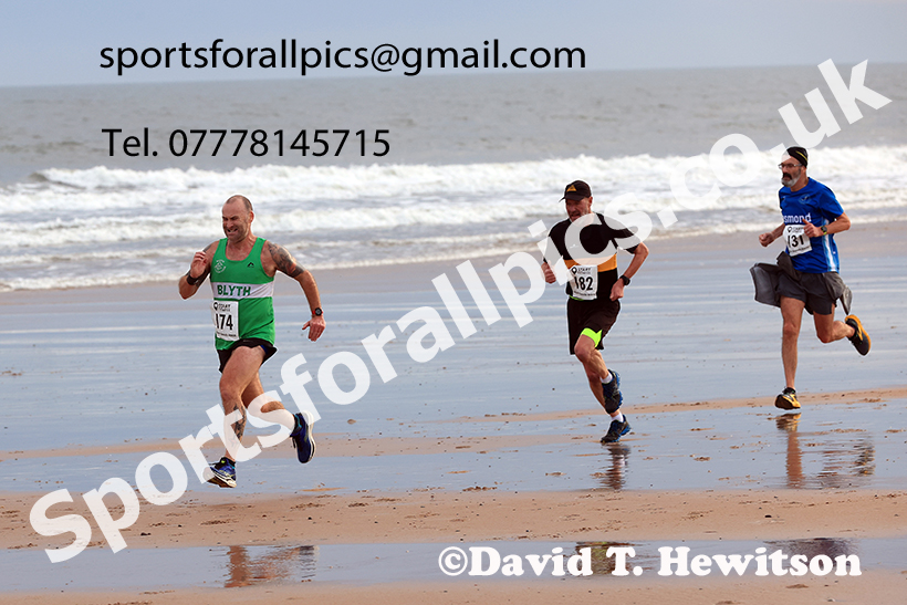 The 2024 Blyth Beach Run, Northumberland.   Photo: David T. Hewitson/Sports for All Pics